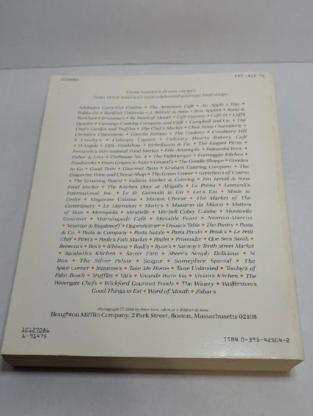 🍡 Vintage Cookbook 1986 The New Carry-Out Cuisine by Phyllis Meras - White
